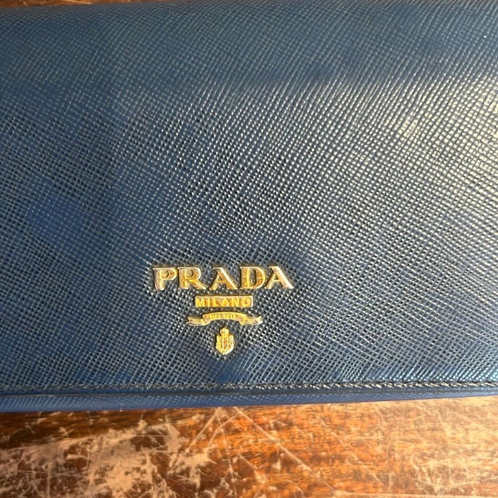BAG BATTLE Prada Wallet - Picture 6 of 11